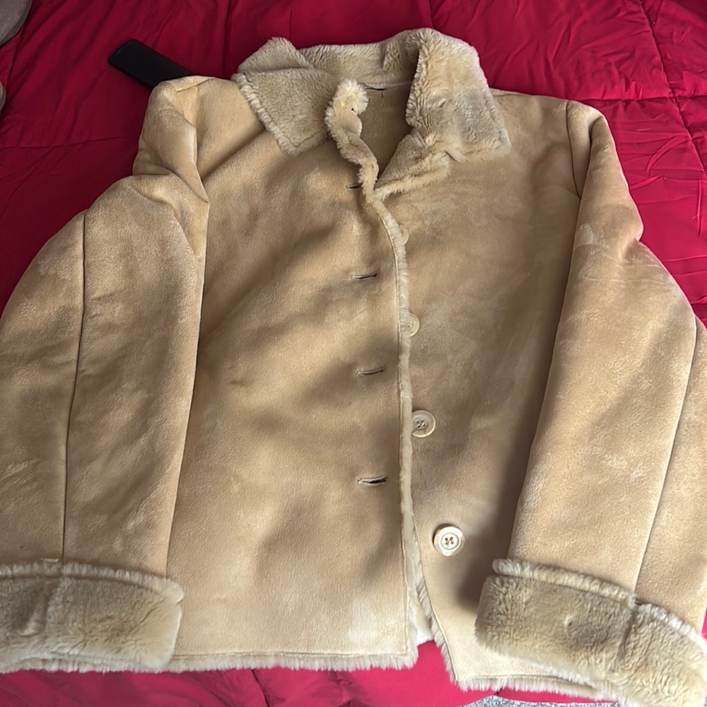 Light brown tan faux fur ski coat SUPER SOFT size Large No tag on inside